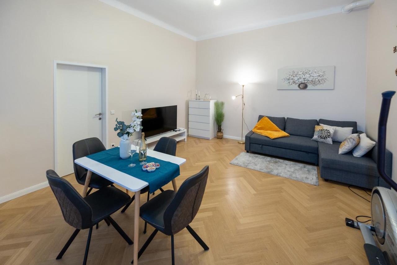 Charming Near Prater Wien