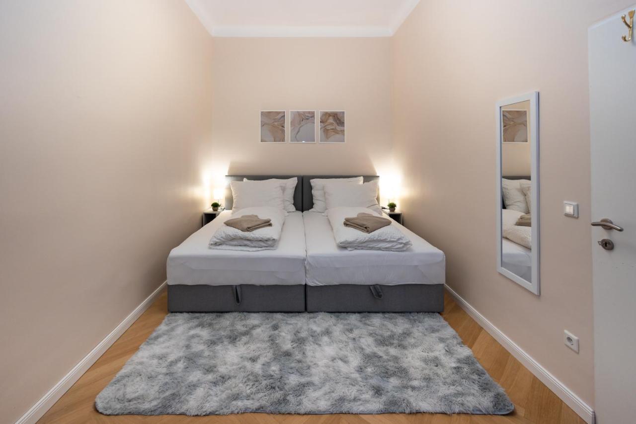 Charming Near Prater Apartamento *